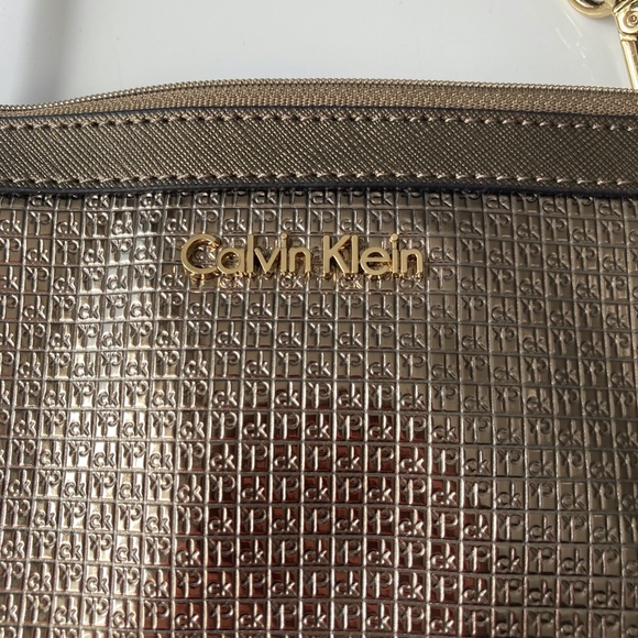 Calvin Klein Wristlet Clutch, Gold and Silver, Like New - Picture 2 of 8